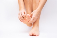 Causes and Relief for Stubbed Toe Pain